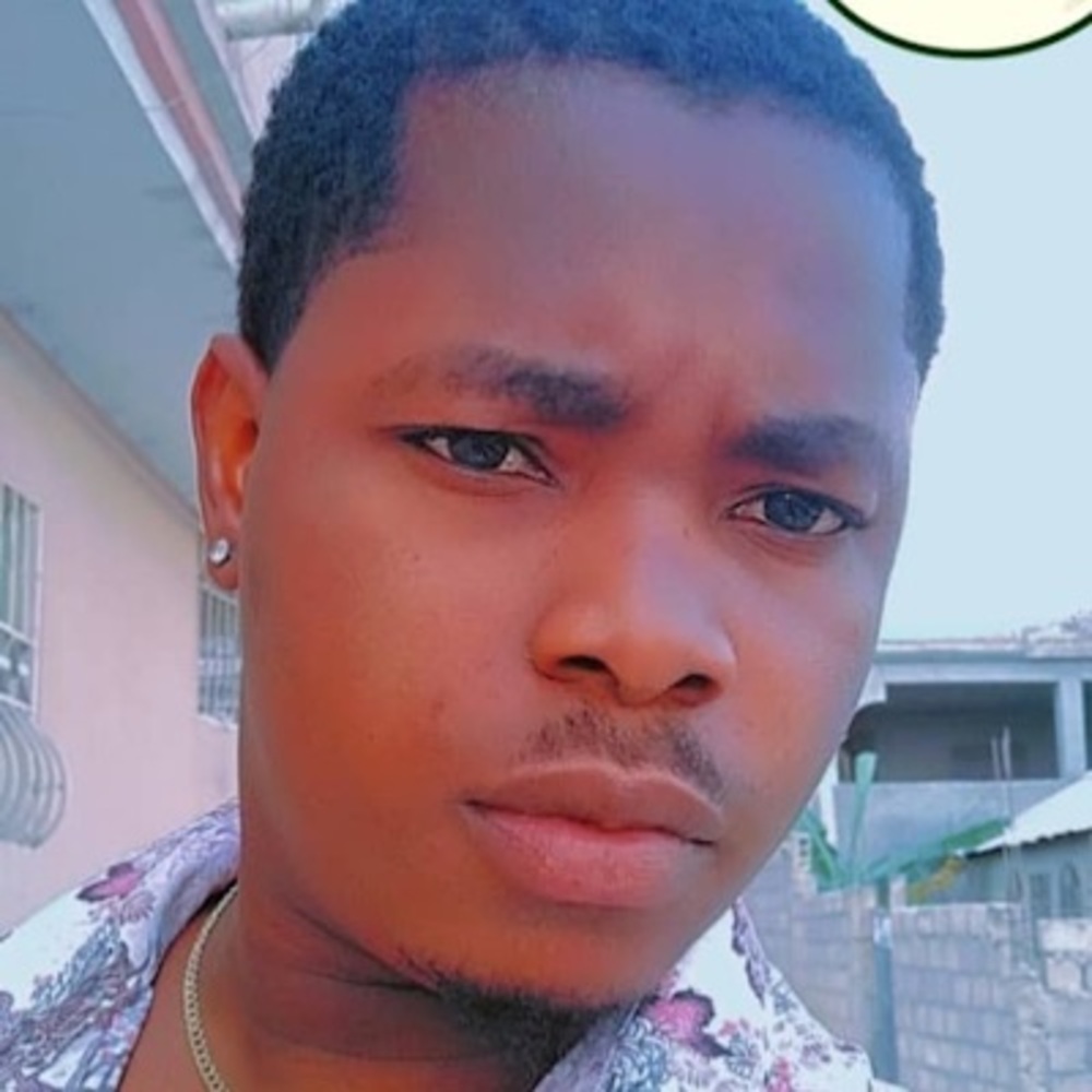 Meet your Posher, Marc